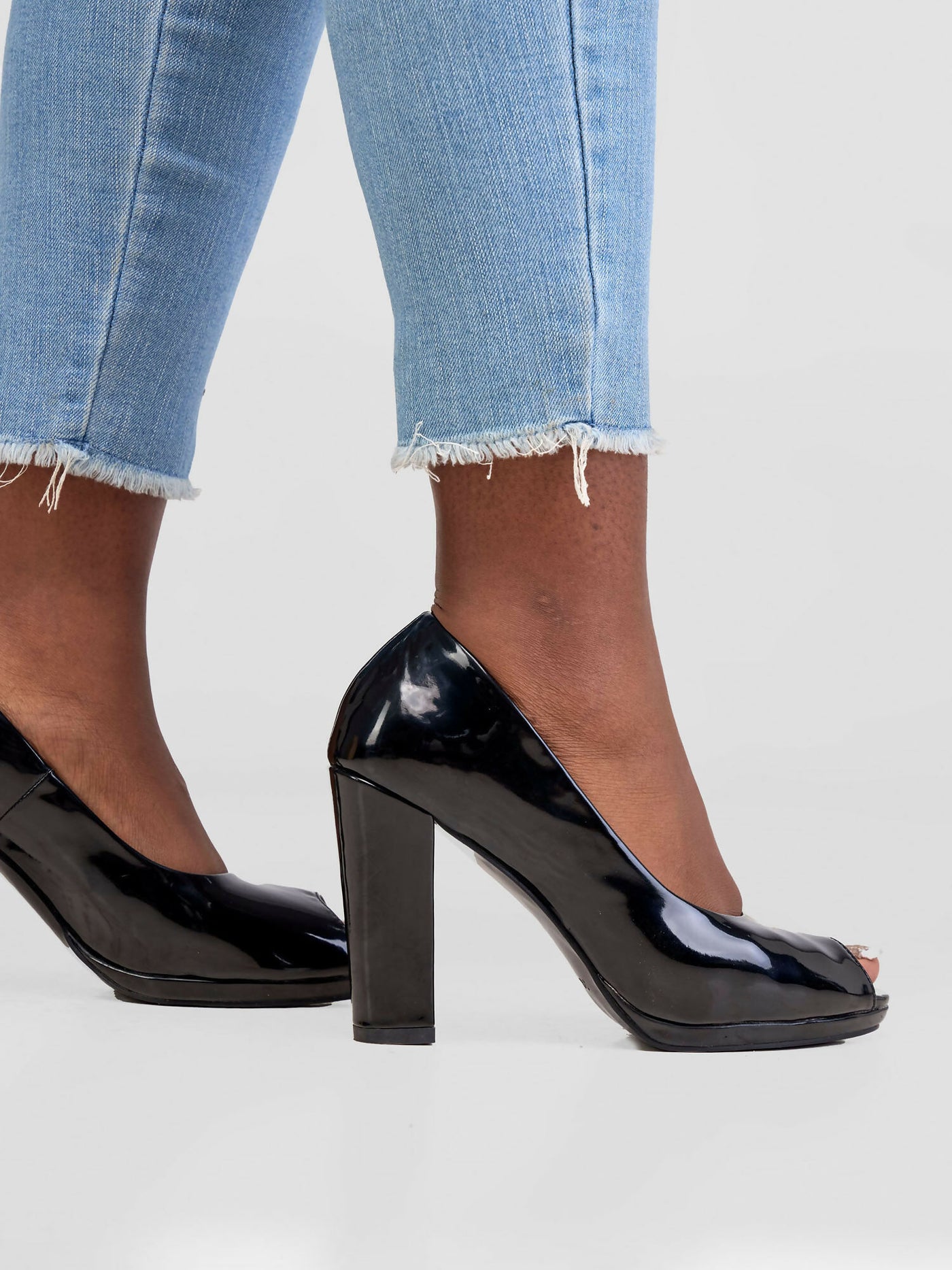 Be Unique Zara Peep Toe Chunky Heel - Black