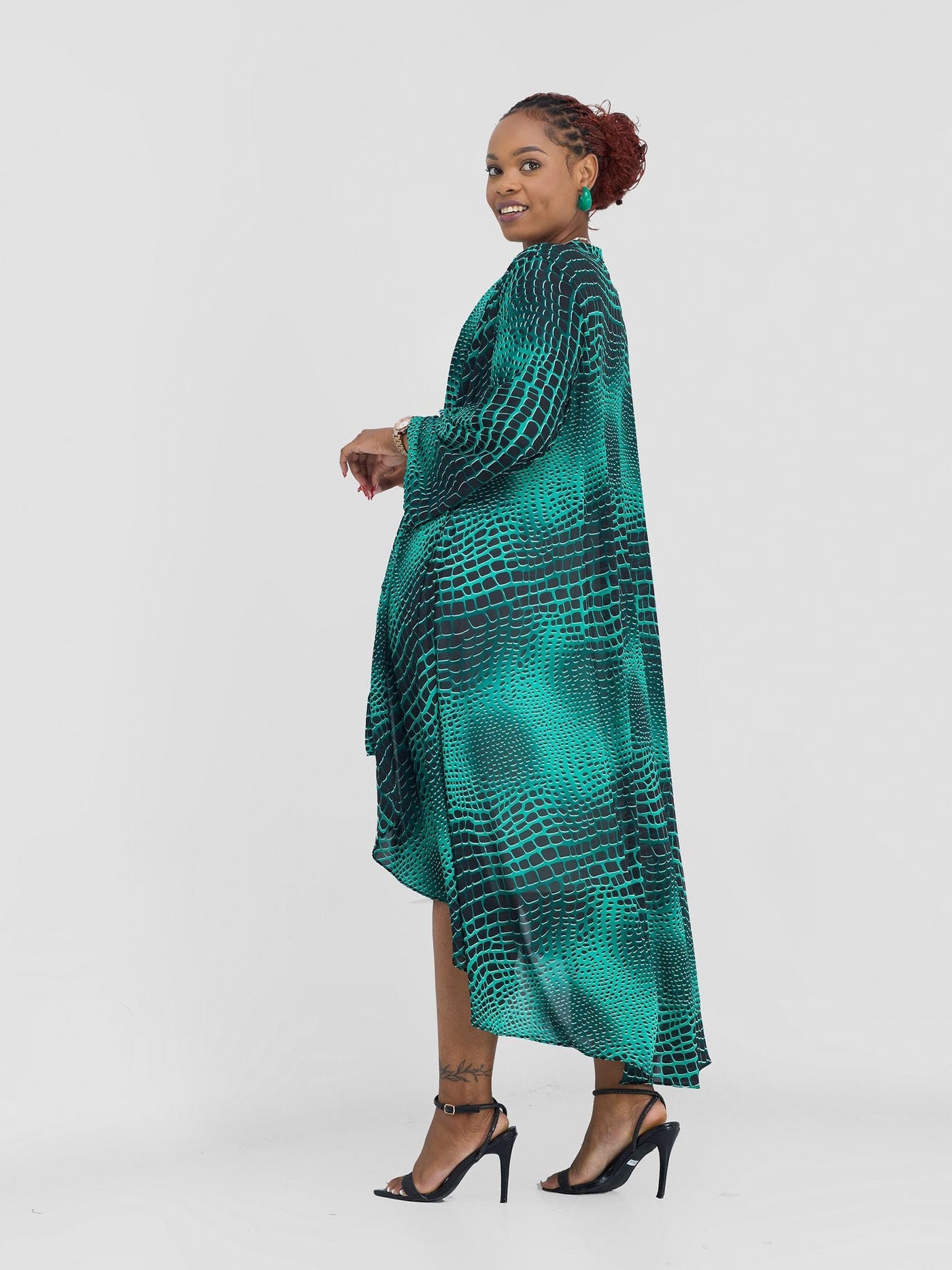 Vivo Maisha Long Sleeve High Low Kimono - Green / Black Rika Print - Shopzetu