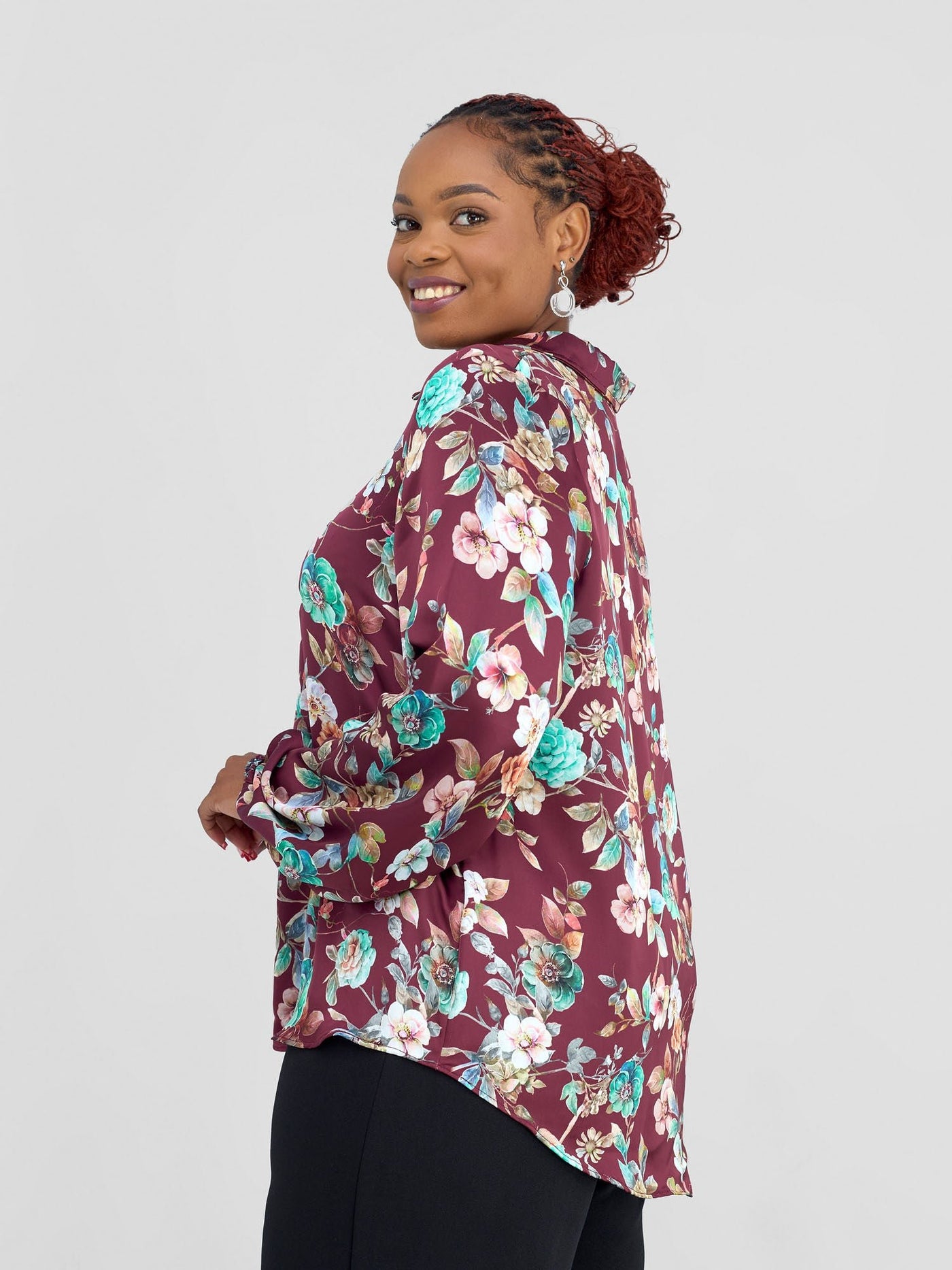 Vivo Zuri Long Sleeved Blouse - Maroon Floral Print - Shopzetu