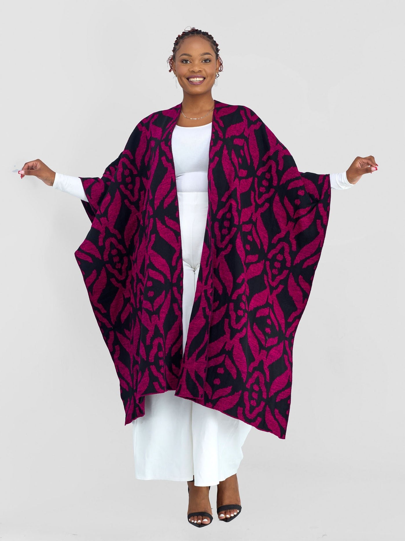 Vivo Reversible Poncho without Fringes - Black / Pink Ukwi Print - Shopzetu