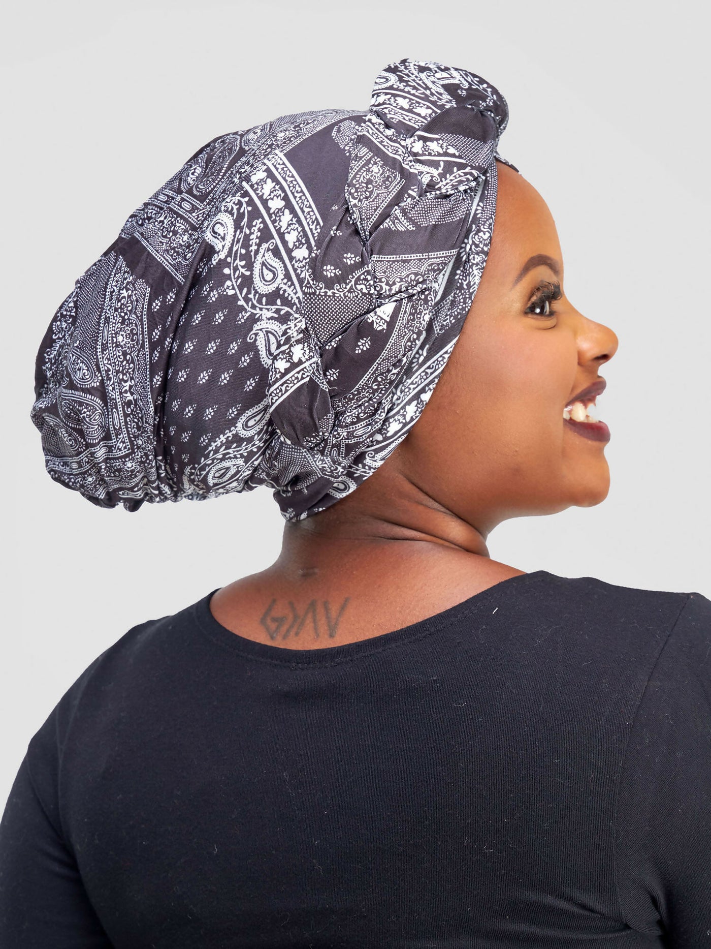 Aisha Fashion World Turban - Black / White