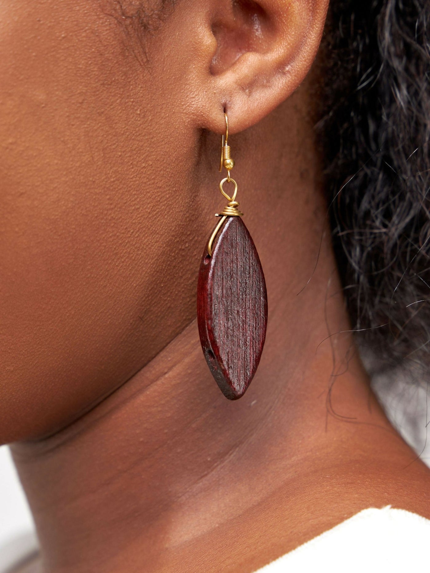 Bella Girls Oval Wood Earring - Maroon - Shopzetu