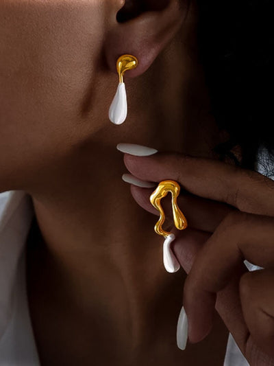 Her Essence Siesta Earring - White / Gold - Shopzetu