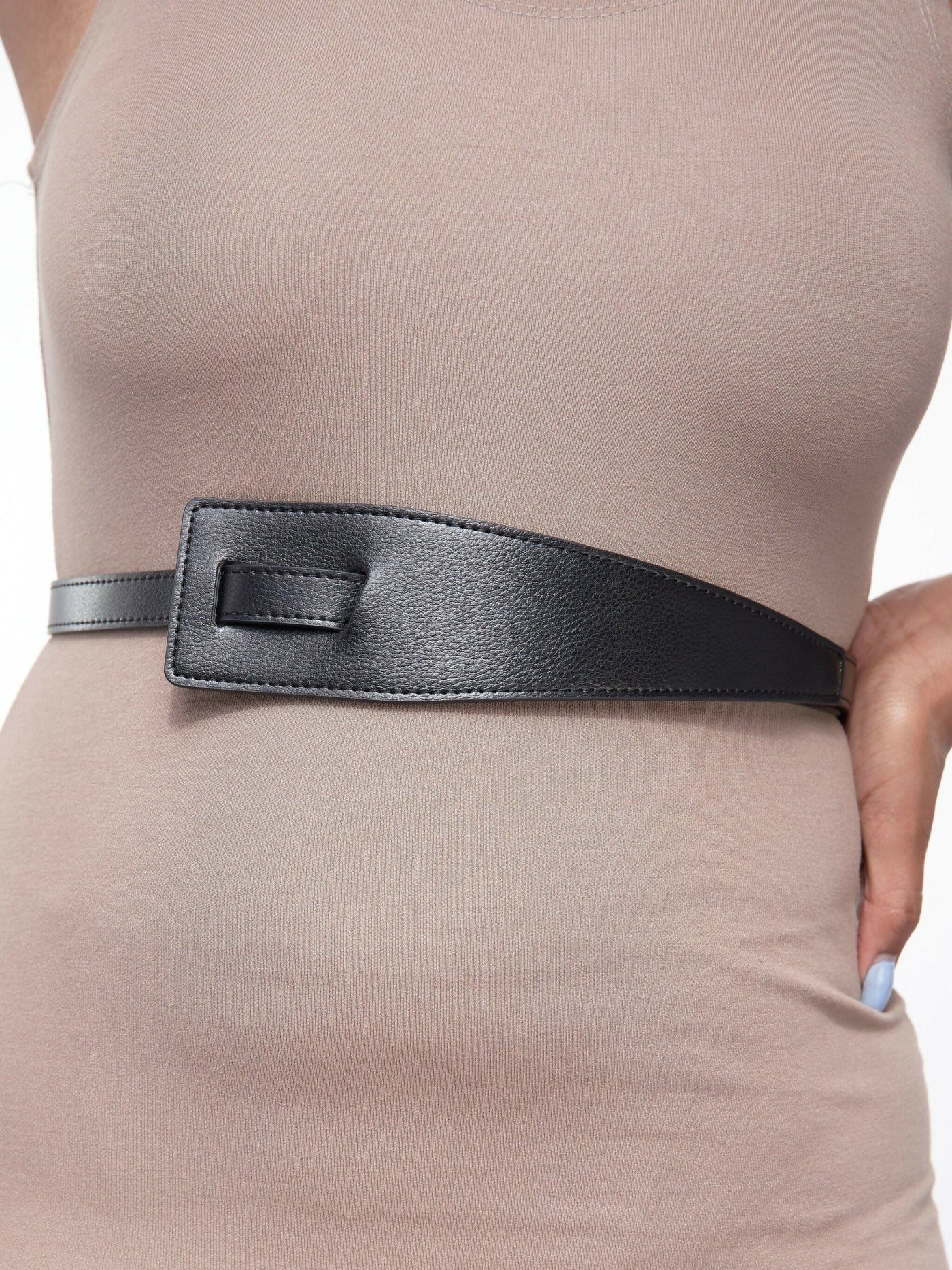 Afrodame Lantana Waist Belt - Black - Shopzetu