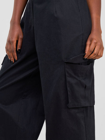 Zoya Sitawi Cargo Pants - Black - Shopzetu