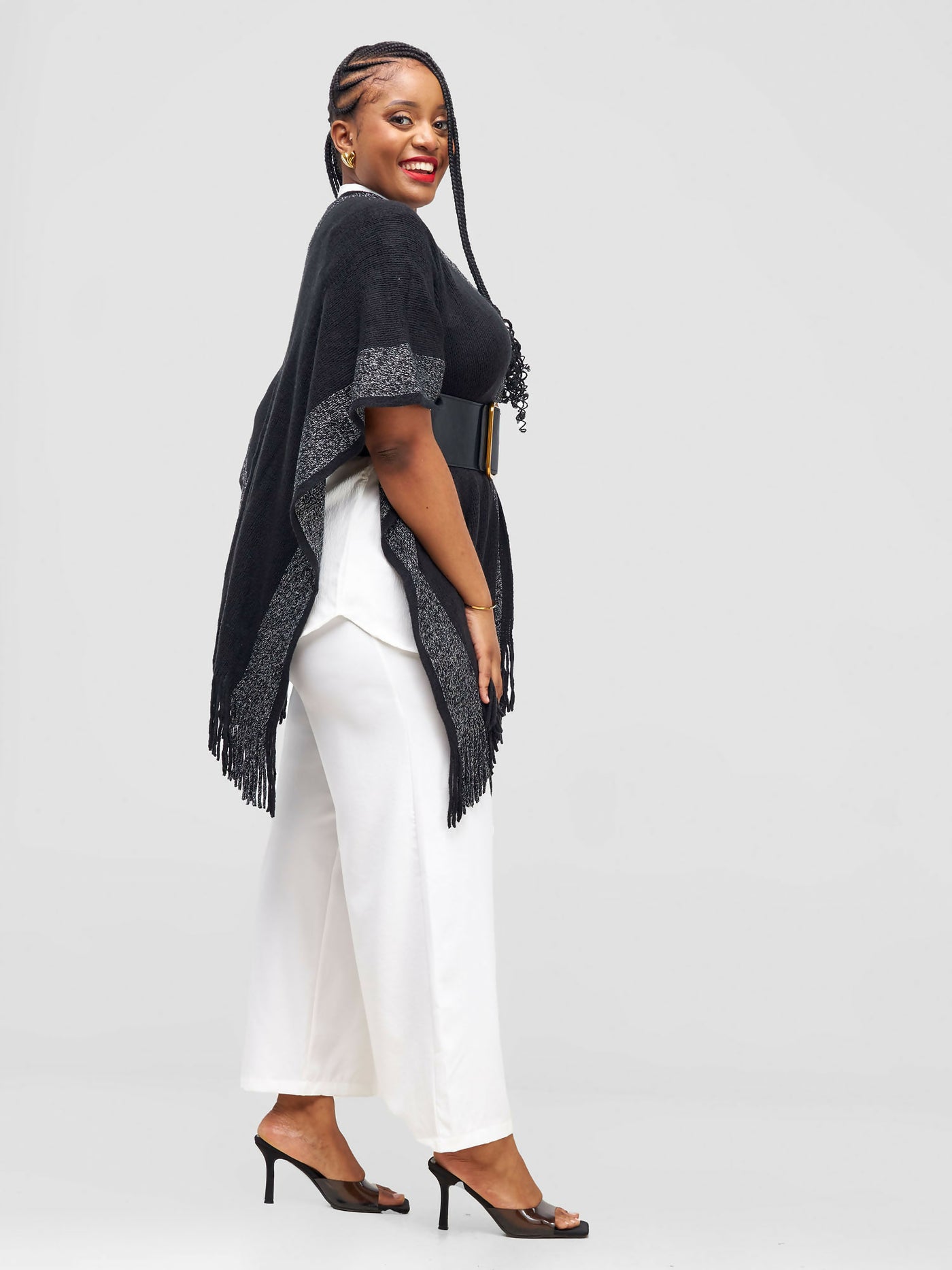 Afrodame Essential Poncho - Black