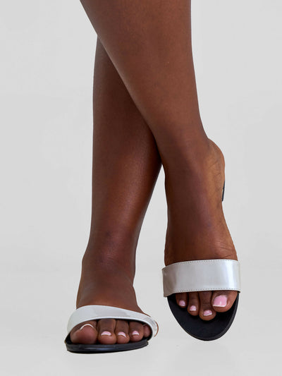 Be Unique Summer Sandals - White