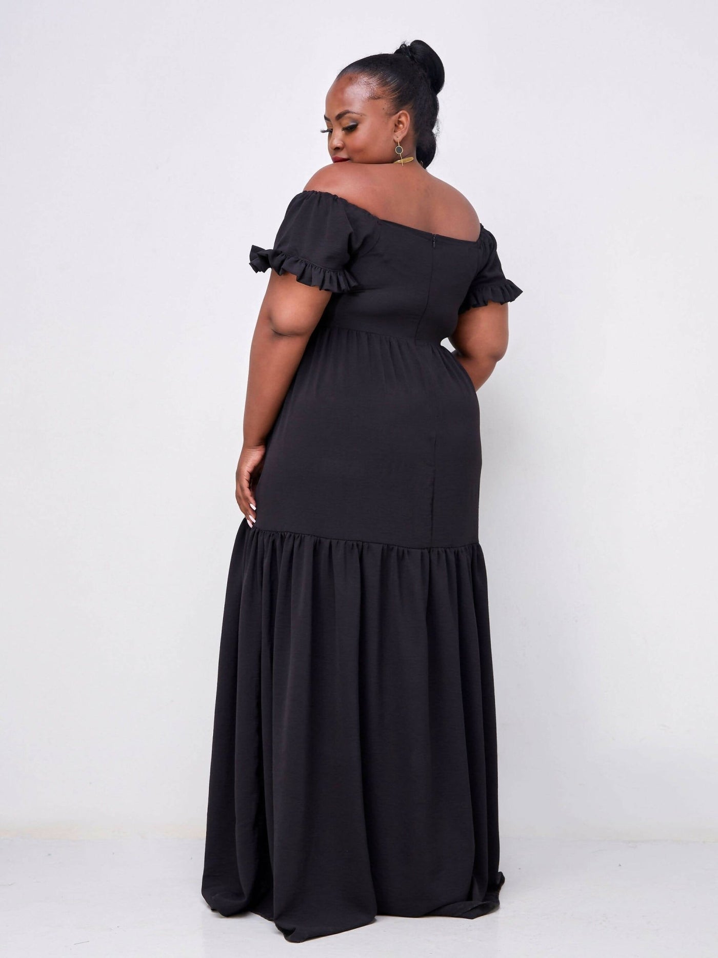Salok Havilah San Maxi Dress - Black - Shopzetu