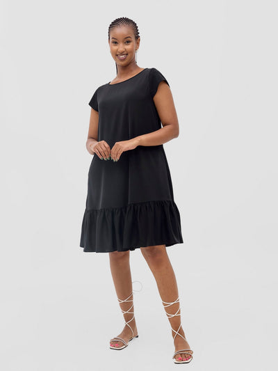 Vivo Dalia Cap Sleeve Gathered Tent Dress - Black - Shopzetu