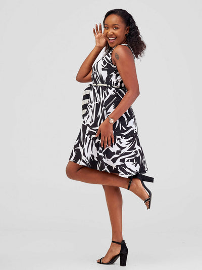 Salok Havilah Wear Bududa Shift Dress - Black / White Print