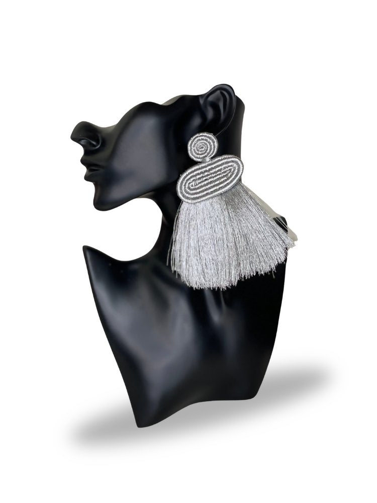 Tuli Liana Tassel Earring - Silver - Shopzetu