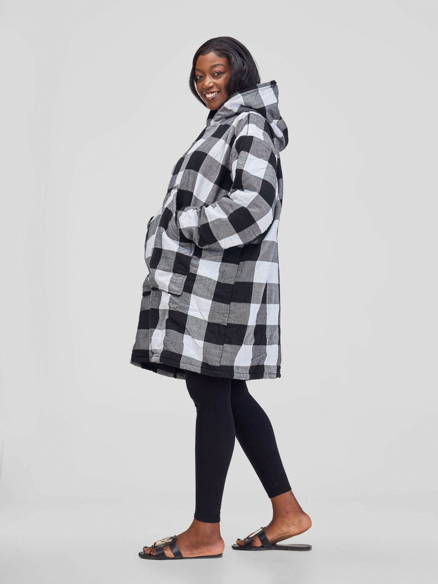 Bhoodie Oversizzed Wearable Blanket Hoodie - Black / White - Shopzetu