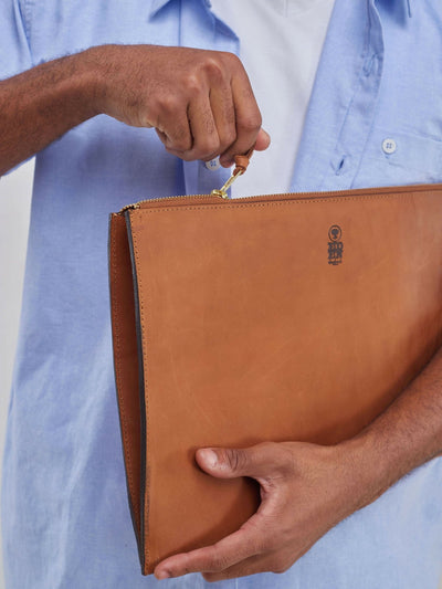 Eden Leather Laptop Sleeve Bag - Chesnut - Shopzetu