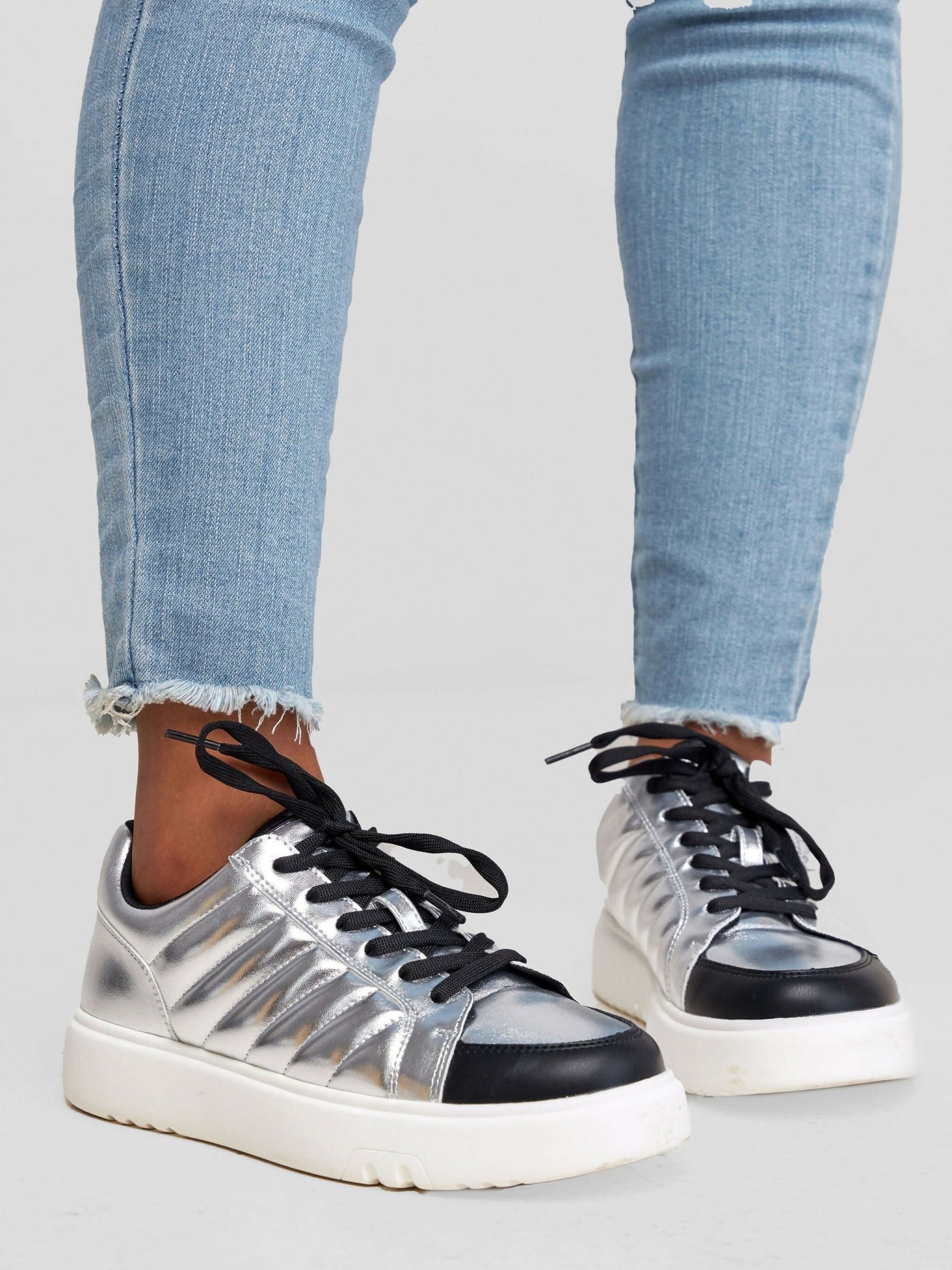 Nine West Semmey Sneaker - Silver - Shopzetu