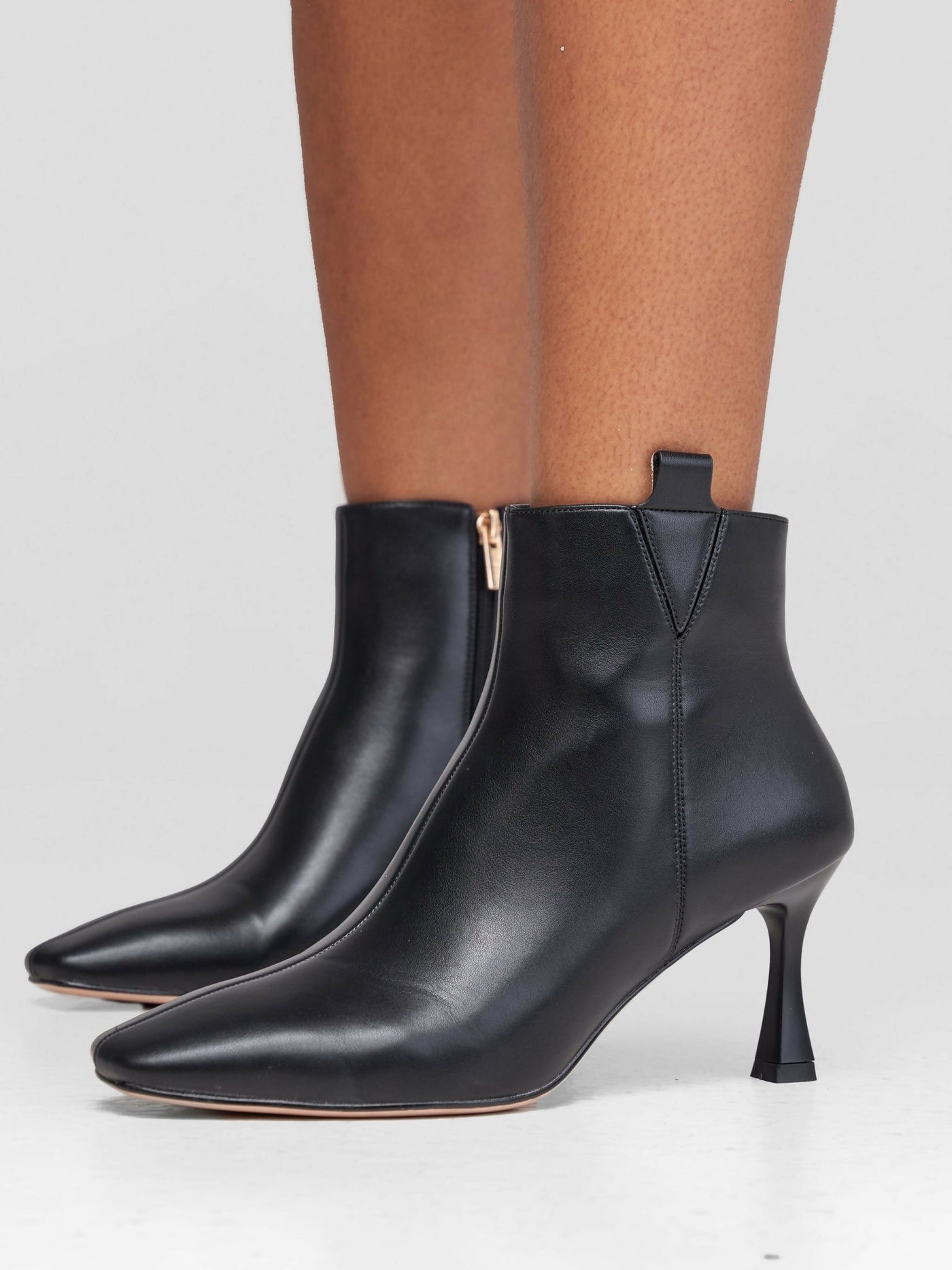 Nine West Obela Boot - Black - Shopzetu