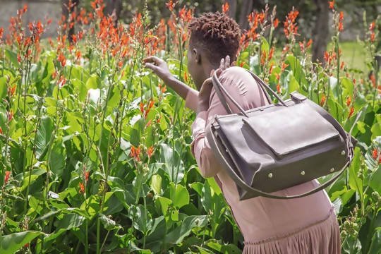 Wazawazi Sanga Briefcase - Brown - Shopzetu