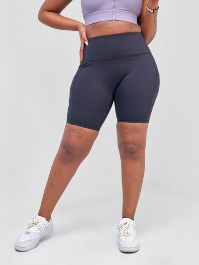 Ava Fitness Stay Active Pocket Shorts - Black - Shopzetu