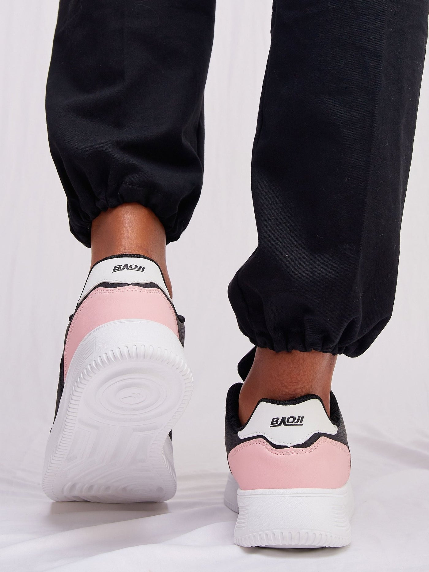 Ziatu Women's Out of Boundary Sneakers - Black/ Pink - Shopzetu
