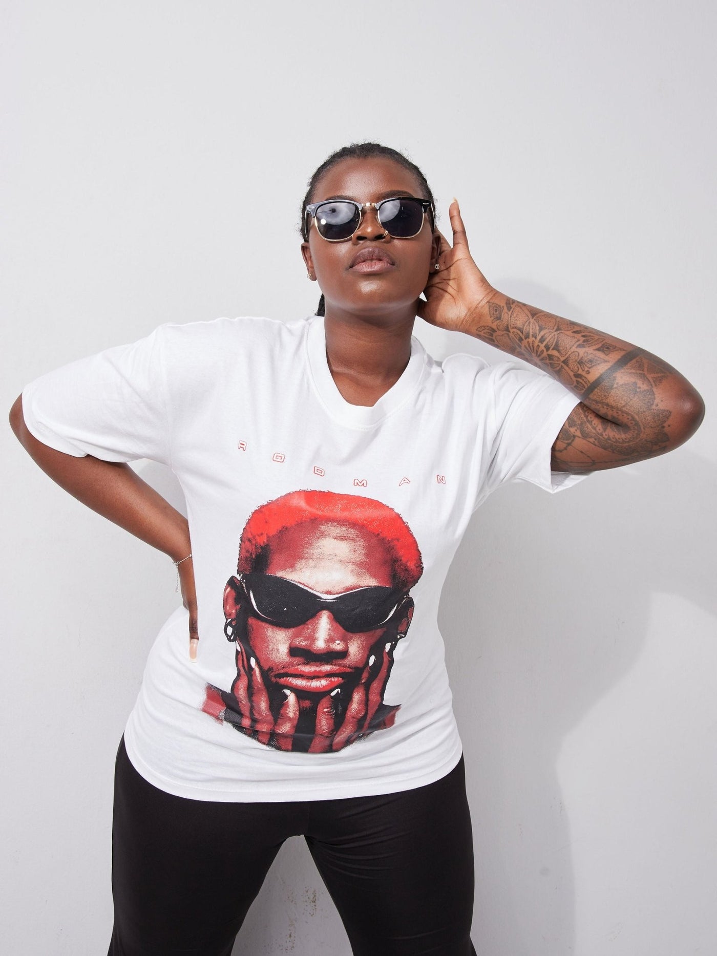 Lola Rodman Graphic T-shirt - White - Shopzetu