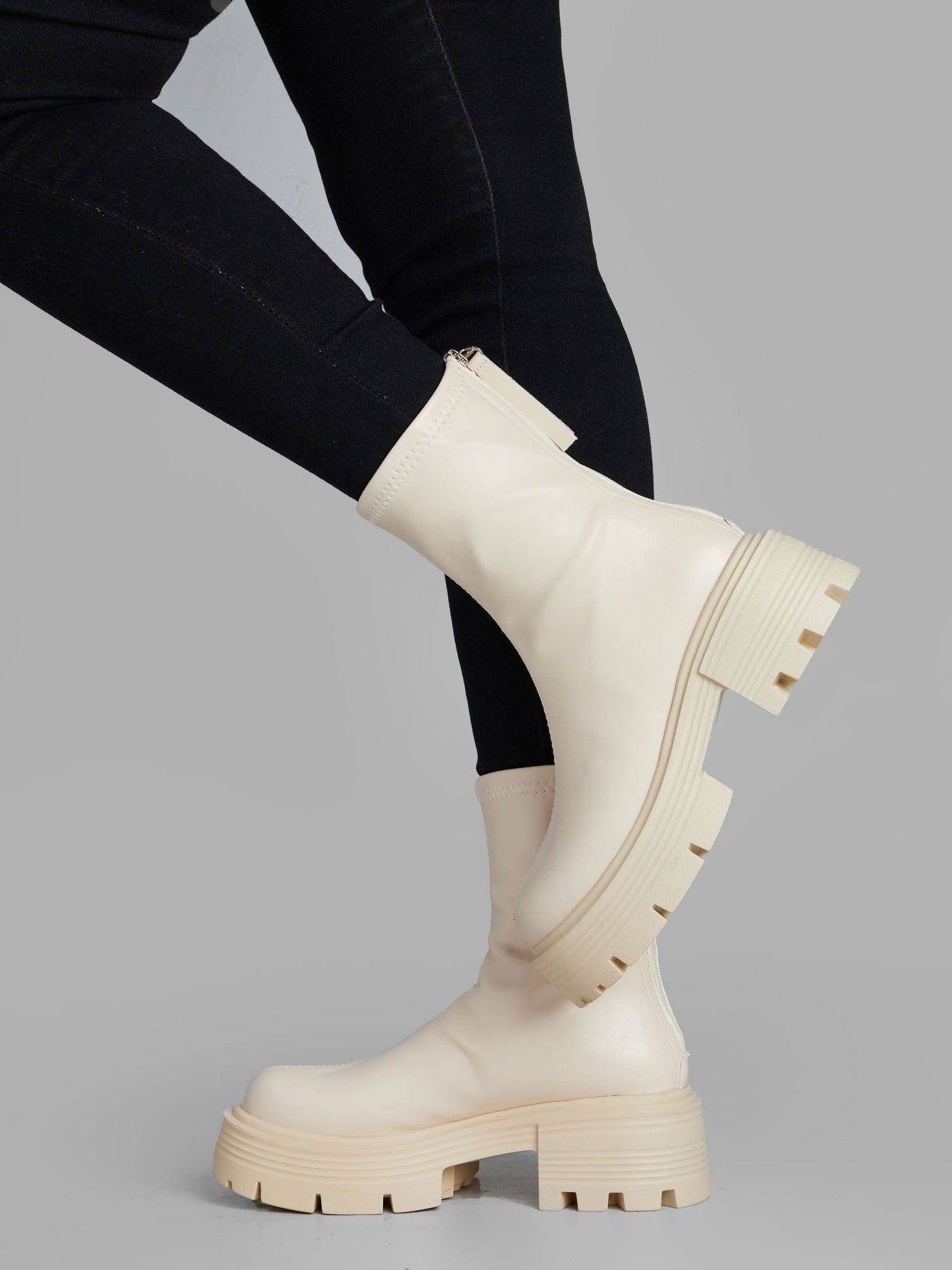 Ziatu Women's Ankle Boots - Cream - Shopzetu