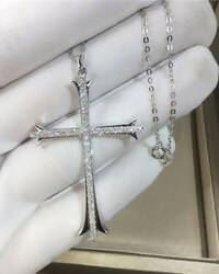 Slaks World Fashion Cross Design Pendant Necklace - Silver