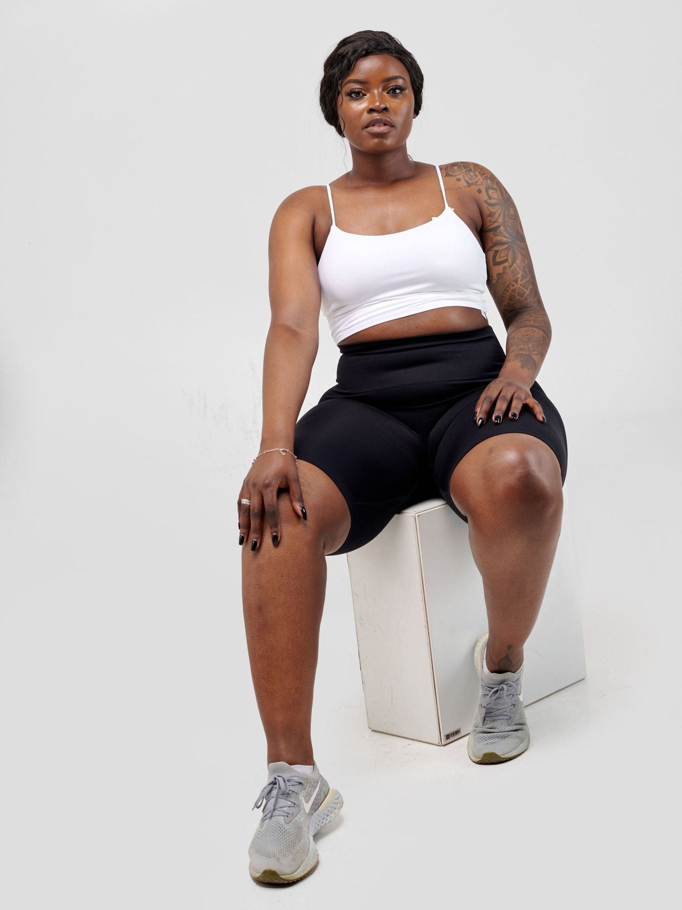 Ava Fitness Cami Workout TankTop - White - Shopzetu
