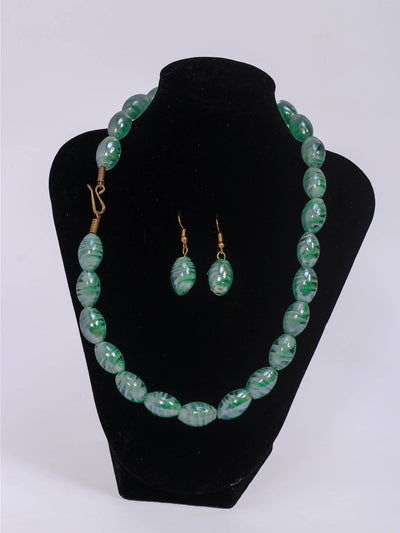 Klewisia Closet Shiny Pearls Necklace Jewellery - Pale Green - Shopzetu