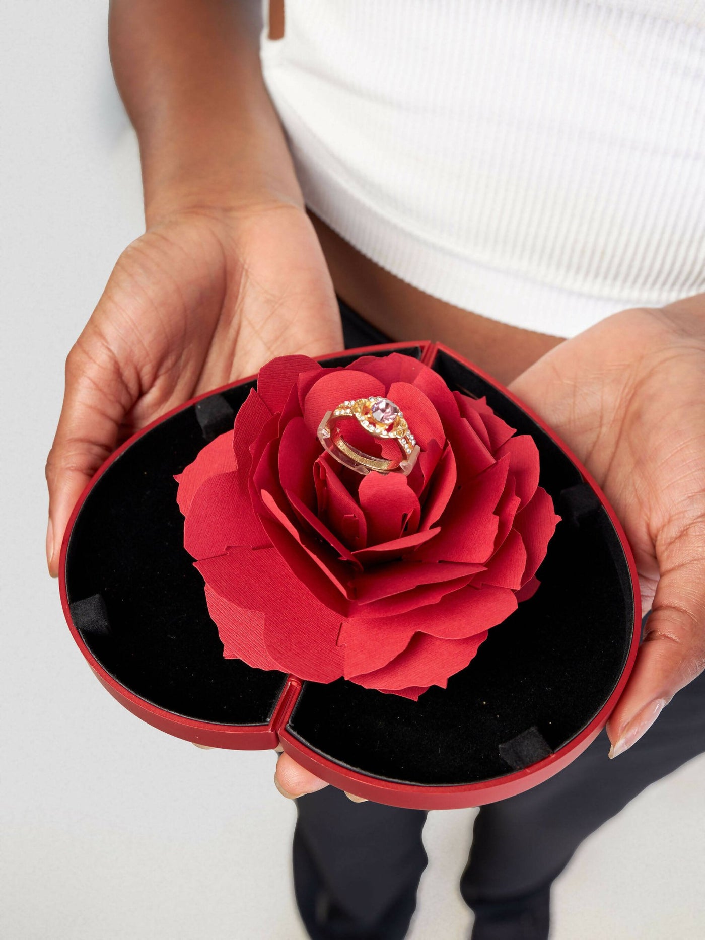 Bliss Jewellery Valentine Box - Red - Shopzetu