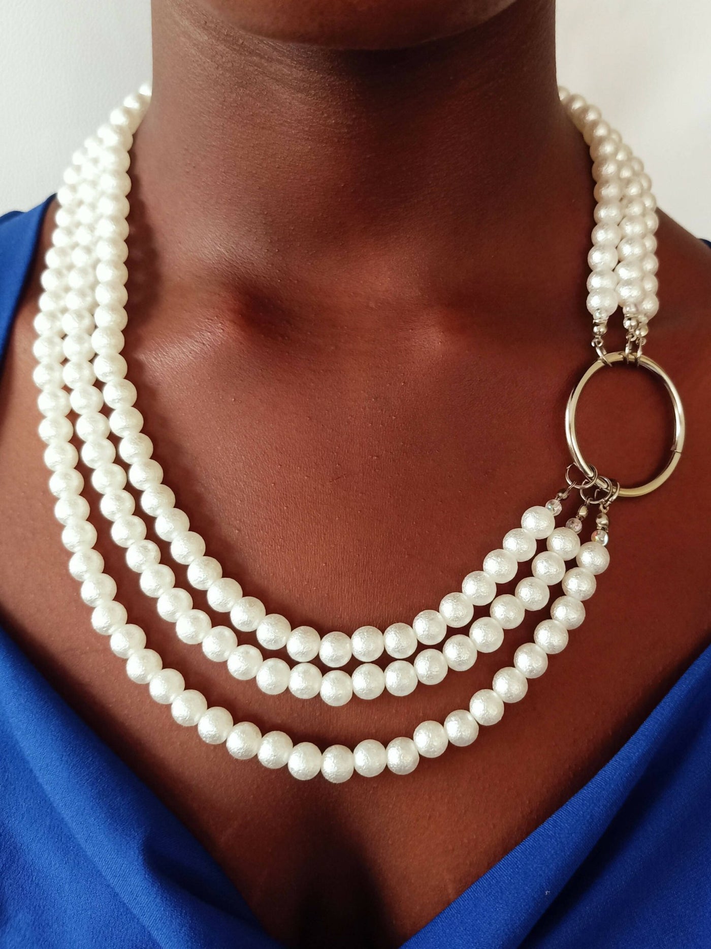 Xara Gems Side Ring Necklace - White - Shopzetu