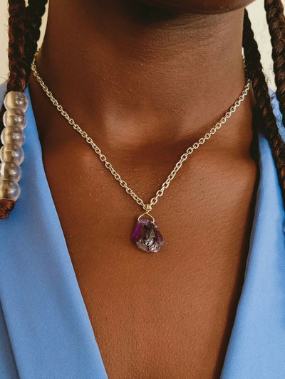 Xara Gems Heri Amethyst Unisex Necklace - Purple - Shopzetu