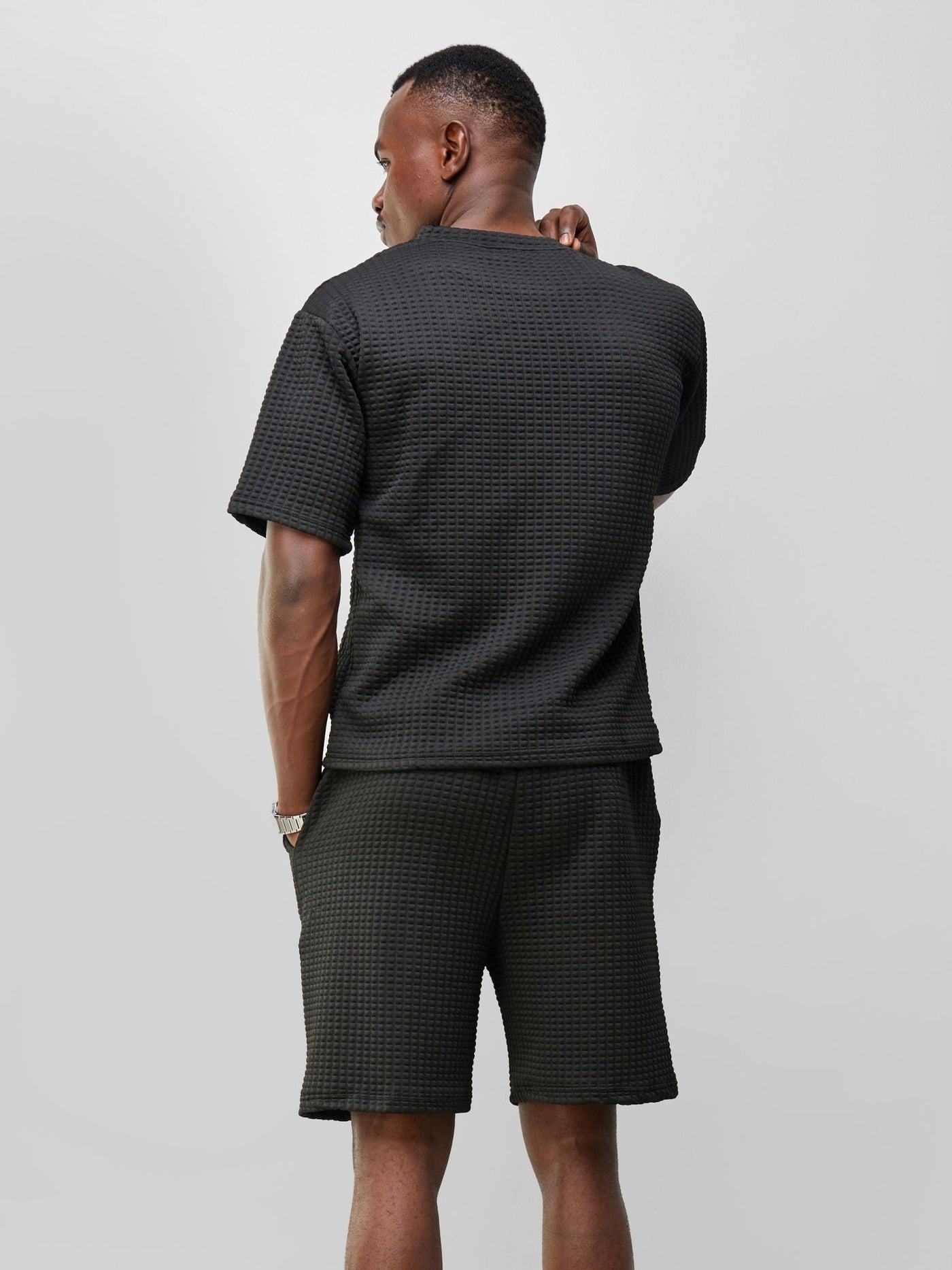 Zetu Men's Square Textured Shorts - Black - Shopzetu