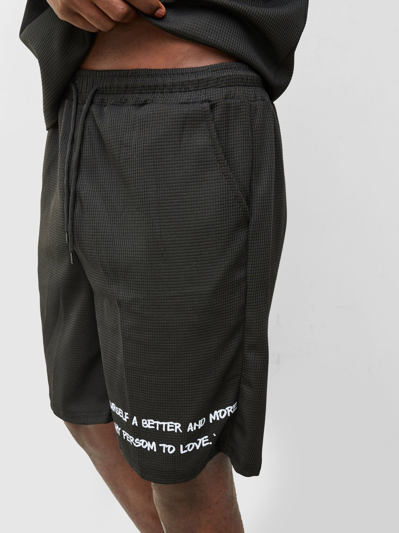 Zetu Men's 'Make Yourself...' Shorts - Black - Shopzetu