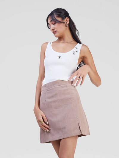 Anika Knitted Sleeveless Crop With Metallic Details - White - Shopzetu