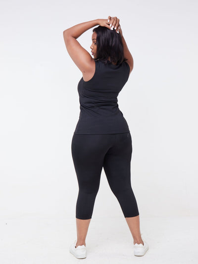 Vivo Fitness Sleeveless Fitted Top - Black - Shopzetu