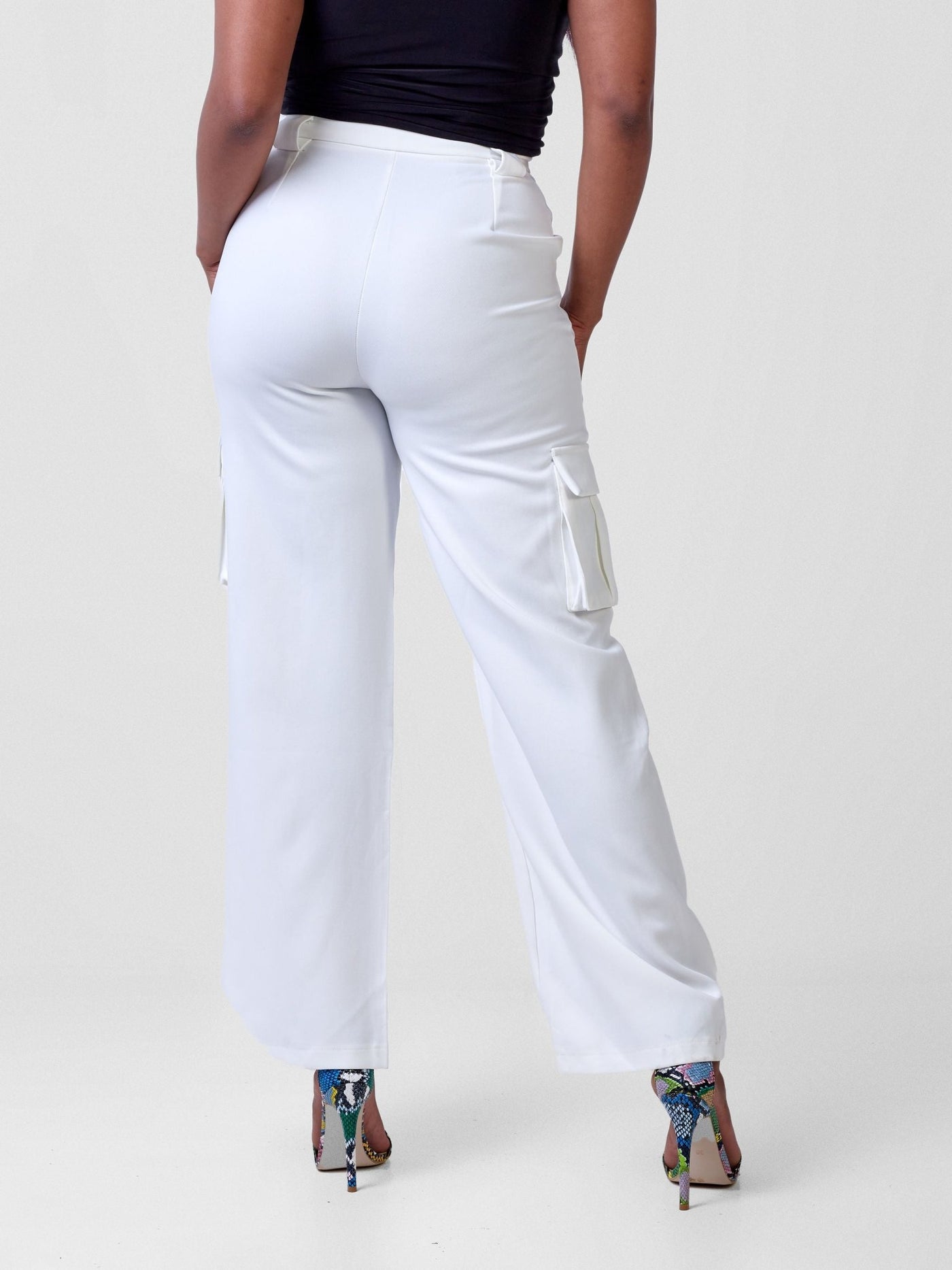 Carrie Wahu X SZ Fabiana Wide Leg Cargo Trousers - White - Shopzetu