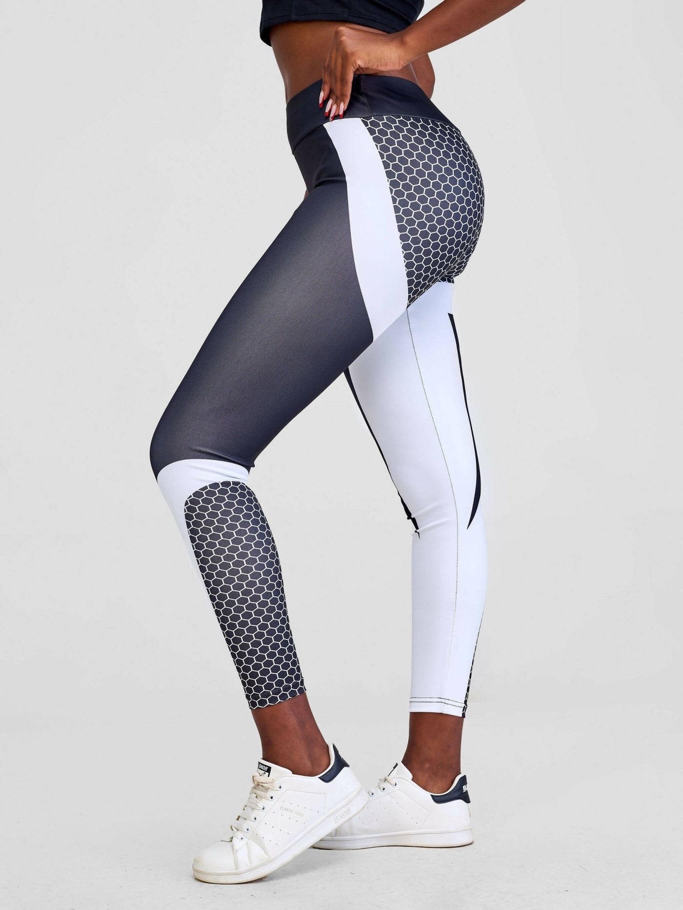 Dewuor Yoga Pants - White - Shopzetu