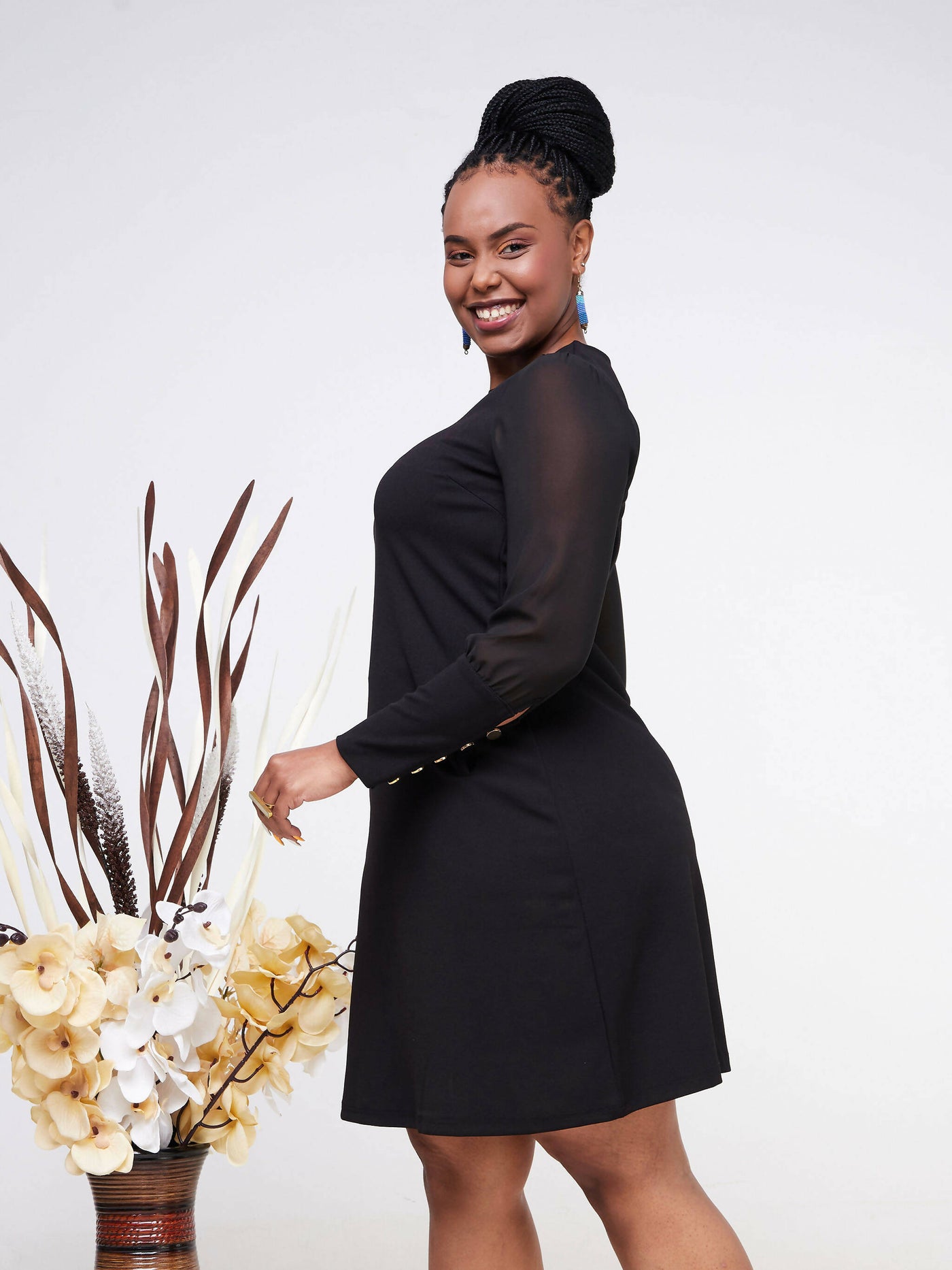 Dd Holdings Knee Length Dress - Black