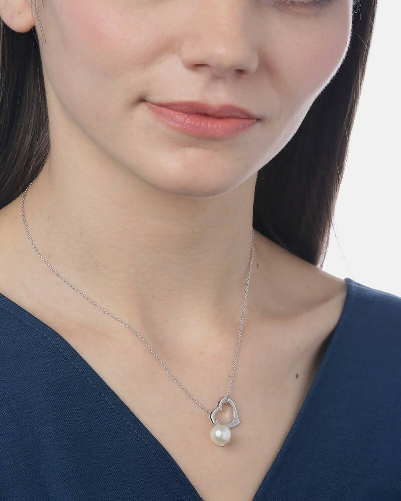 Slaks World Fashion Heart Shaped Necklace - Silver - Shopzetu