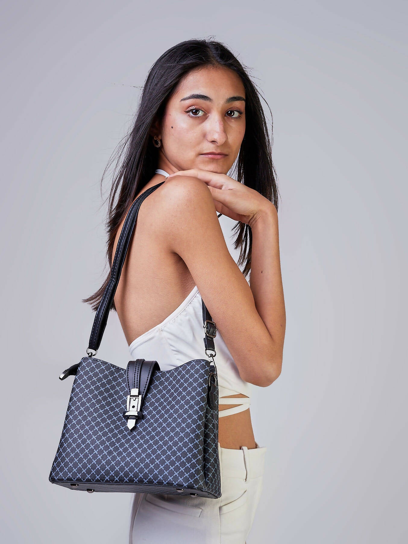 Slaks World Fashion Medium Size Office Bag - Black - Shopzetu