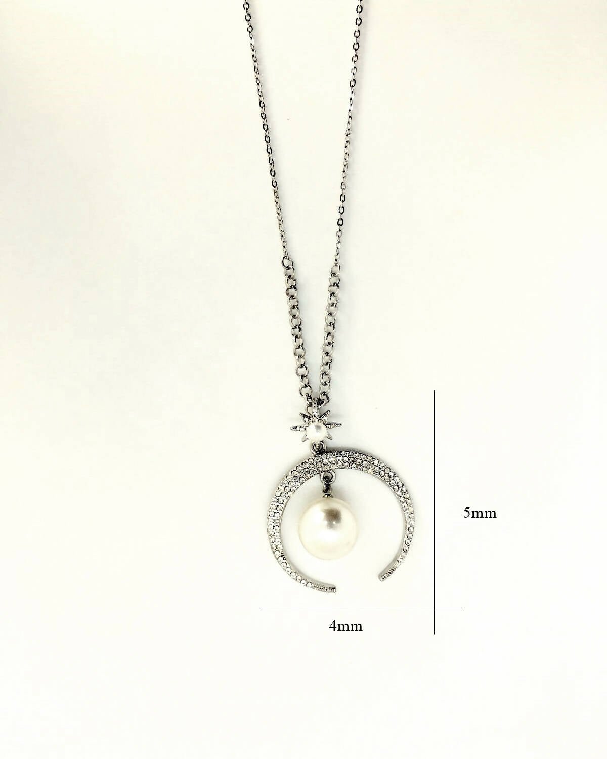 Slaks World Fashion Cresent Style & Pearl Necklace - Silver - Shopzetu