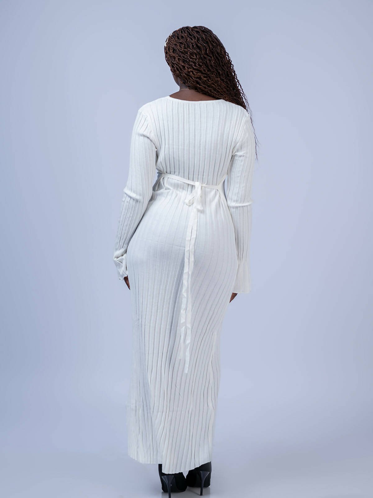 Elevate Fashion House Ribbed Maxi Dress - White - Shopzetu