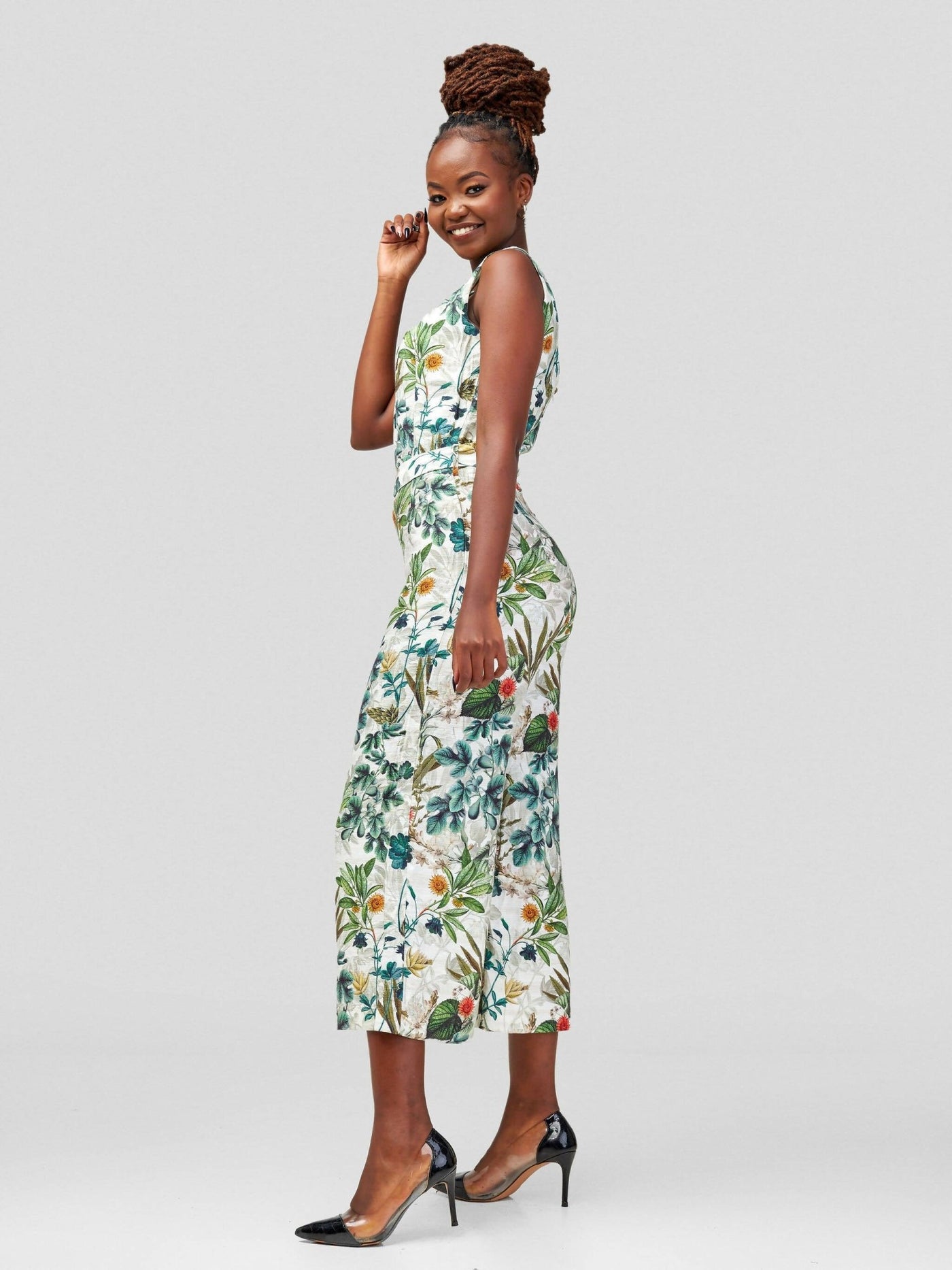 Immaculate Chic Jumpsuit - Green Floral - Shopzetu