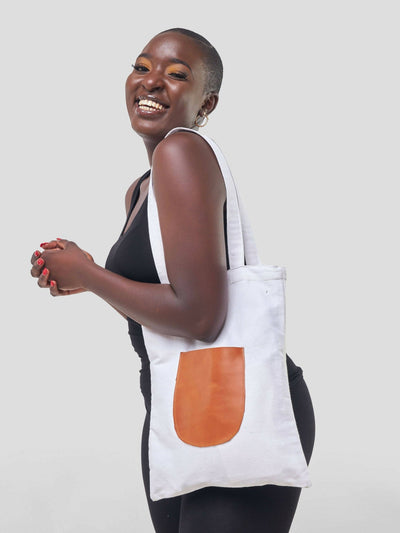 Go-To Accessories Ghanaian Cocoa Girl Tote Bag - Brown 01 - Shopzetu