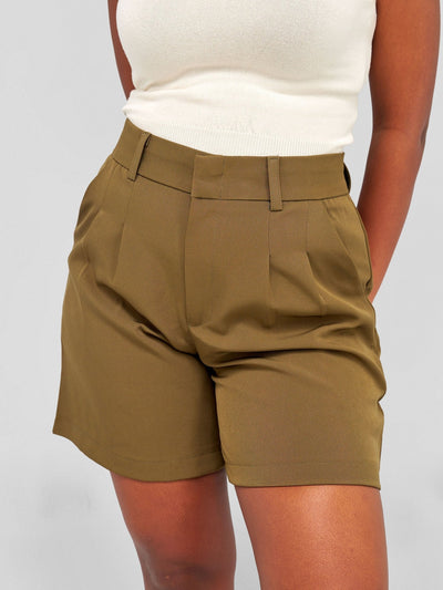 Anika Clip Shorts With Angular Pockets - Green - Shopzetu