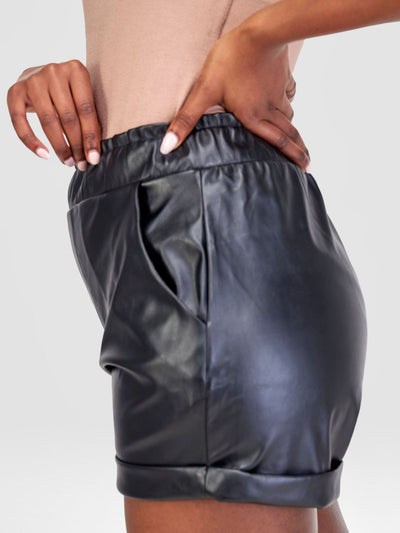 Popular 21 Leather Effect Shorts - Black - Shopzetu