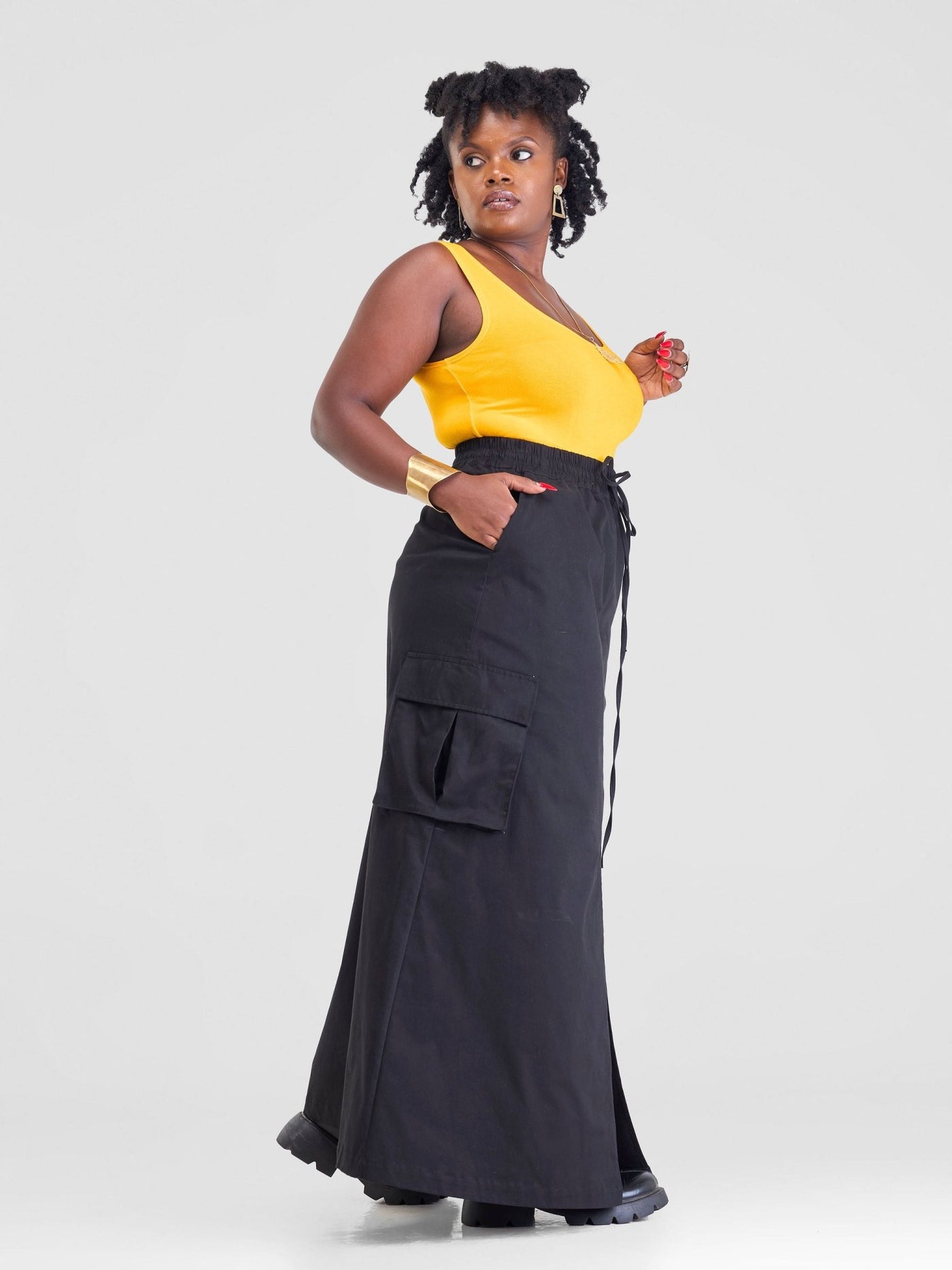 Safari Lira Front Slit Maxi Skirt - Black - Shopzetu