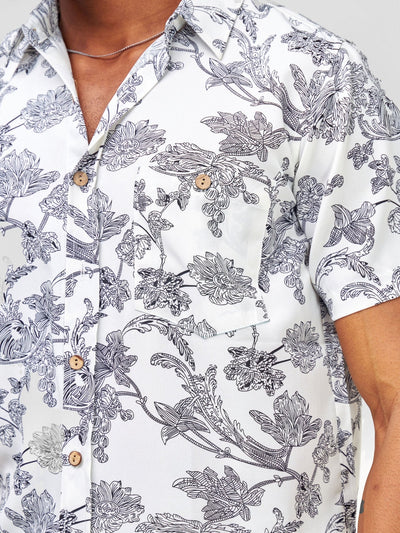 Zetu Men's Makena Flower Print Button Down Short Sleeved Shirt - White - Shopzetu