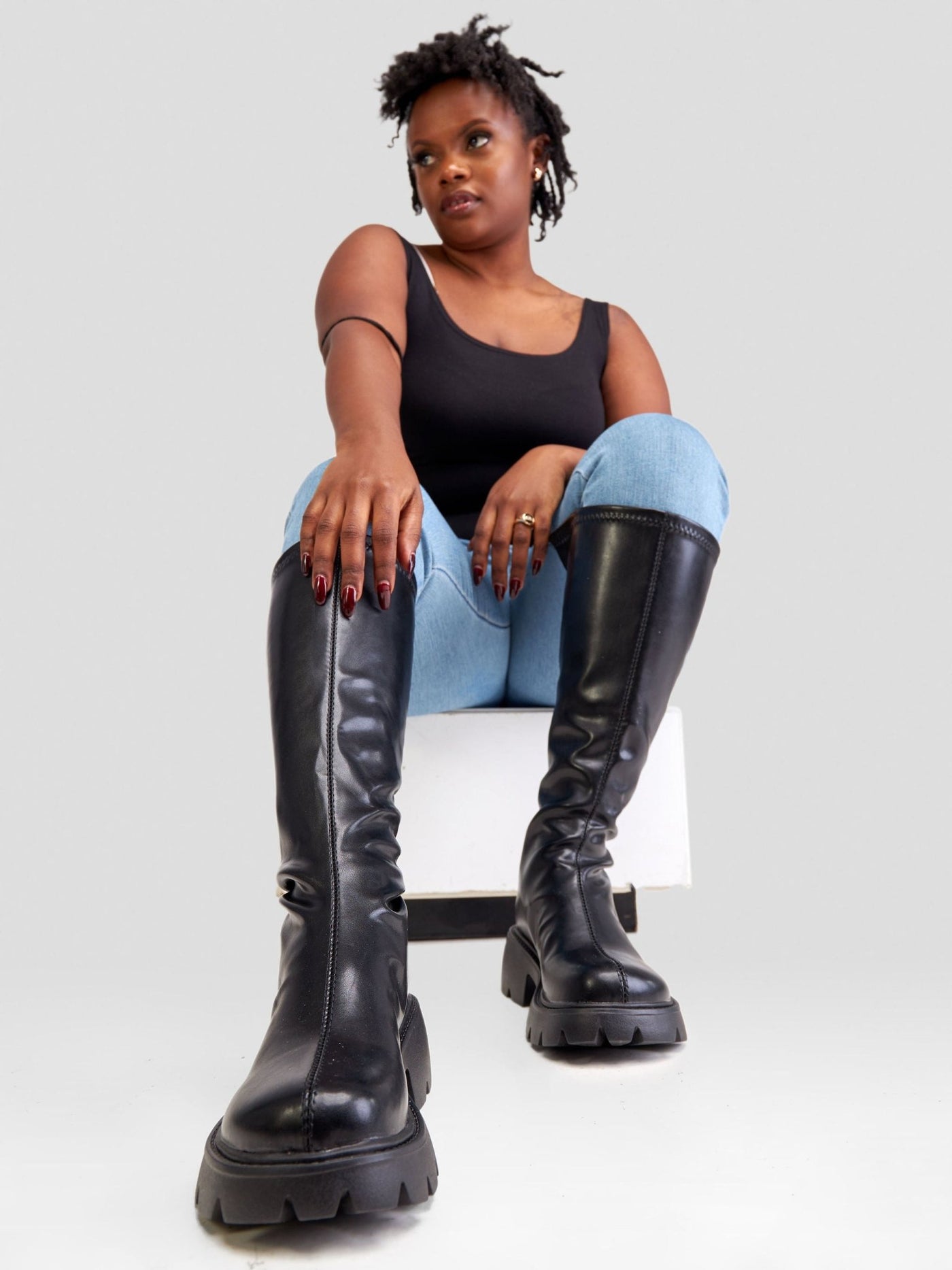 Ziatu Women's Knee High Boots - Black - Shopzetu