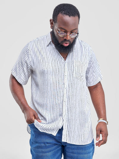 Zetu Men's Short Sleeved Button Up Irregular Lines Shirt - White - Shopzetu