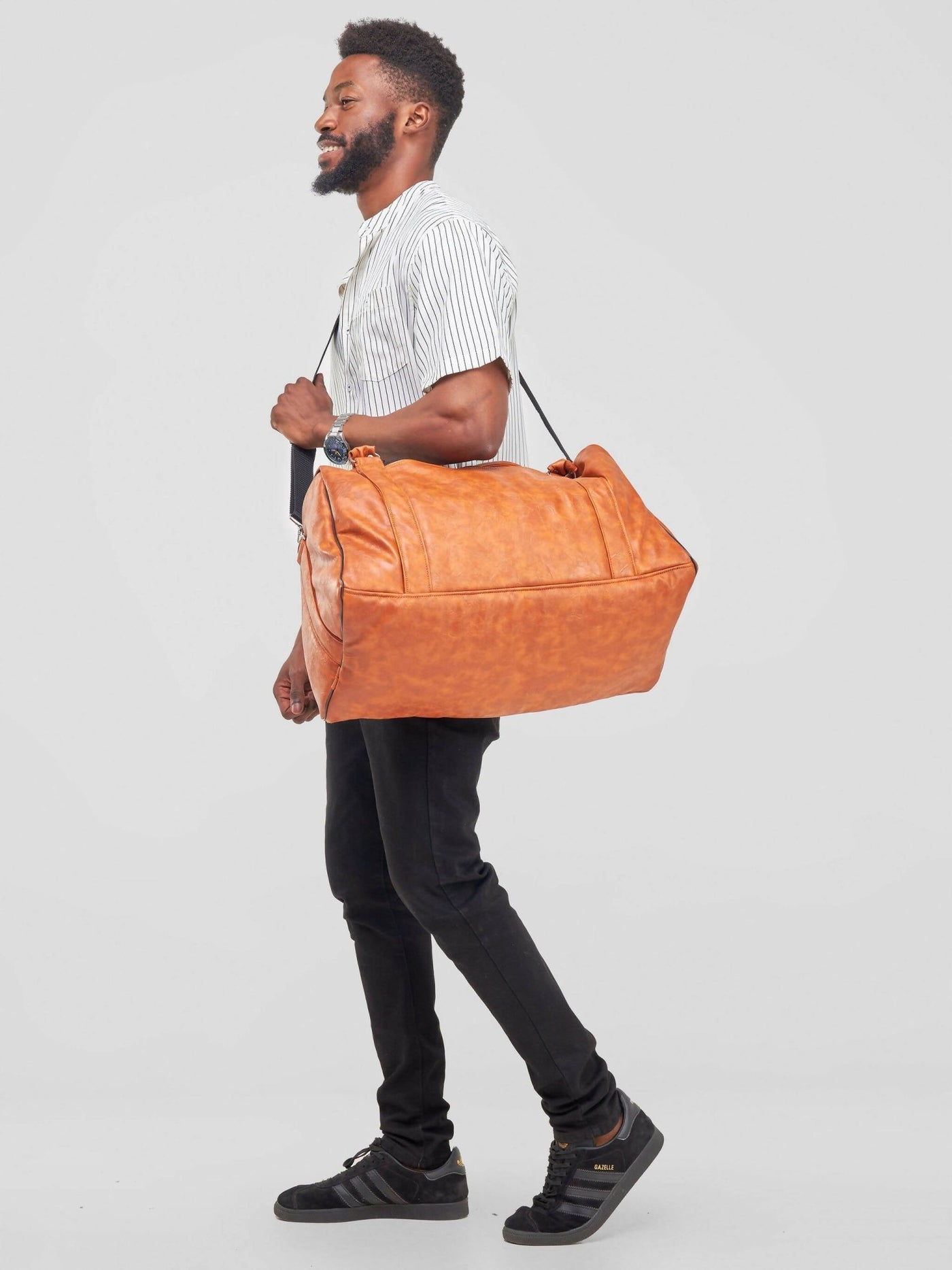 Kay Designs Leather Travel Bag - Brown - Shopzetu